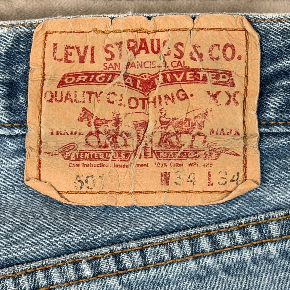 Levis 501 Mens Straight Leg Jeans 34x34‎ Light Wash Distressed Button Fly 0193